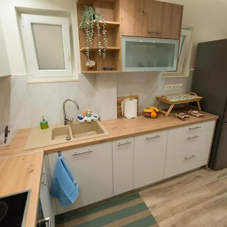 Two Bedroom Apartment With Hidden Garden Athènes Extérieur photo